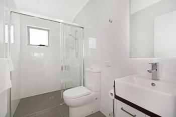 Cooroy Luxury Motel Apartments Noosa - Accommodation Search 2