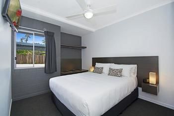 Cooroy Luxury Motel Apartments Noosa - Accommodation Search 5