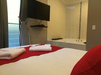 Huskisson Beach Bed And Breakfast - Accommodation Search 67