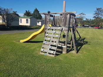 Bentley Waterfront Motel & Cottages - Accommodation Search 1