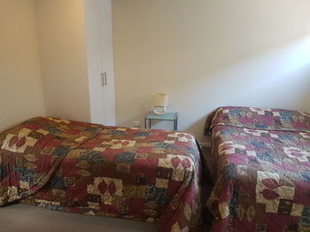 Bentley Waterfront Motel & Cottages - Accommodation Search 26