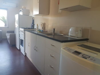 Bentley Waterfront Motel & Cottages - Accommodation Search 44