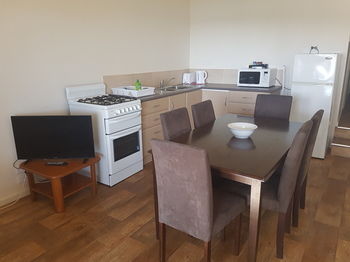 Bentley Waterfront Motel & Cottages - Accommodation Search 74