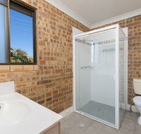 Golden Beach Motor Inn - Accommodation Search