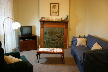 A Settler's Cottage - Accommodation Search 2