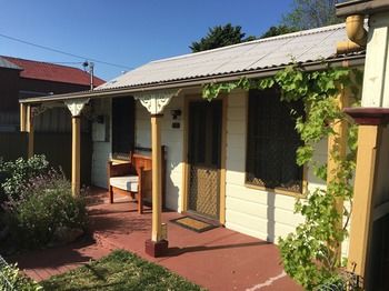 A Settler's Cottage - Accommodation Search 11