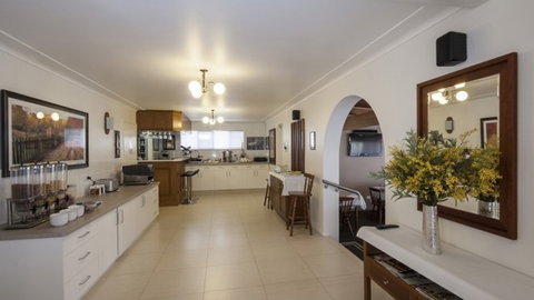 BEST WESTERN Applegum Inn - Accommodation Search 0