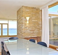 Riverfront Motel  Villas - Accommodation Search