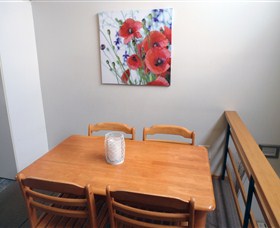 Ashwood Apartments - Lindisfarne - Accommodation Search 4