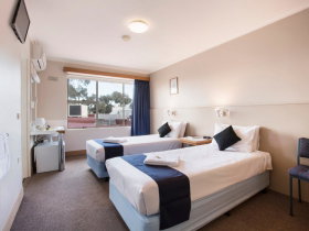 Carlyle Hotel - Accommodation Search 2