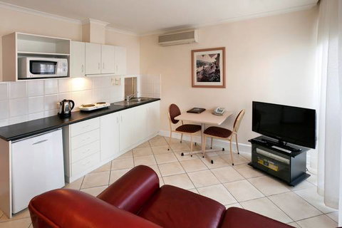 BEST WESTERN Ensenada Motor Inn & Suites - Accommodation Search 1