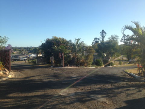 Gympie Caravan Park - Queens Park - Accommodation Search 1