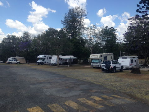 Gympie Caravan Park - Queens Park - Accommodation Search 4