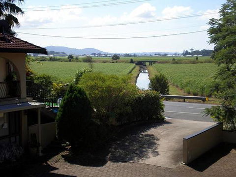 Poinciana Motel - Accommodation Search 0