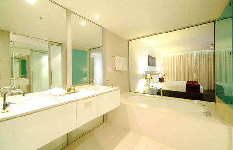 Q1 Resort & Spa - Accommodation Search 4