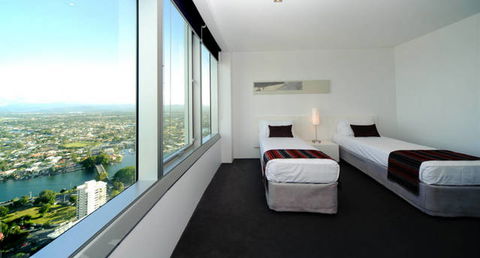 Q1 Resort & Spa - Accommodation Search 9
