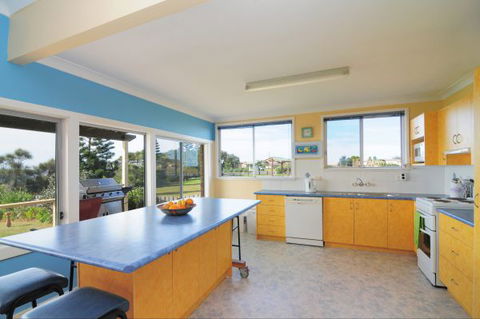 Culburra Cottage - Accommodation Search 235