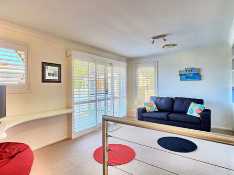 Seaview - Accommodation Search 79