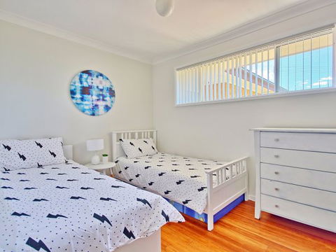 Seaview - Accommodation Search 91