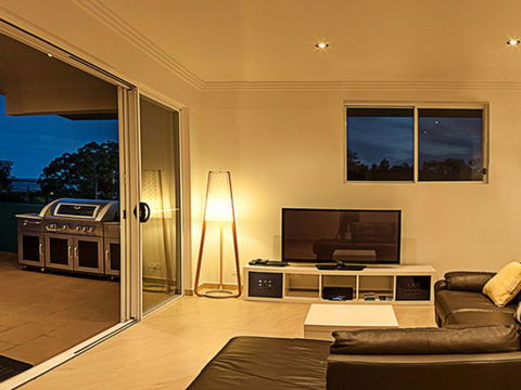 Seaview - Accommodation Search 135