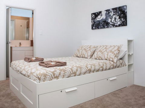 Seaview - Accommodation Search 137