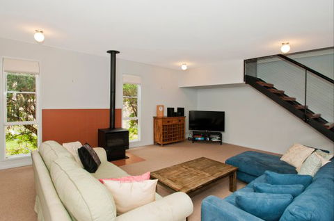 Culburra Cottage - Accommodation Search 30