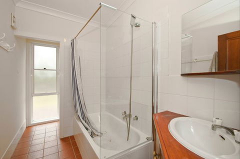Culburra Cottage - Accommodation Search 32