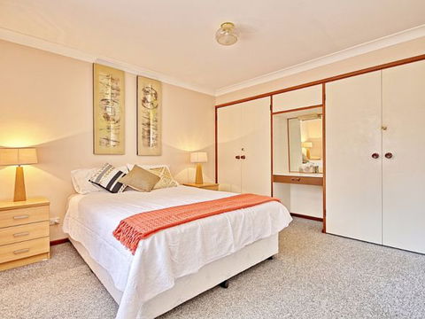 Seaview - Accommodation Search 148