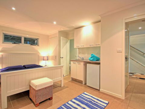 Seaview - Accommodation Search 197