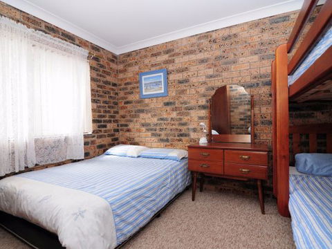 Seaview - Accommodation Search 178