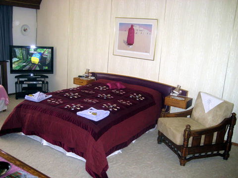 Sages' Haus B&B - Accommodation Search 0