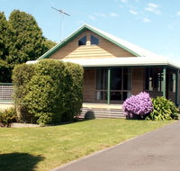 The Black Dolphin - Accommodation Search