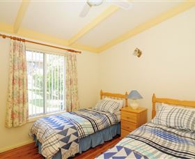 Seaview - Accommodation Search 5