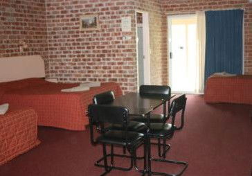 Gloucester Country Lodge - Accommodation Search 1