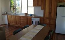 Silky Oak Cottage - Accommodation Search 6