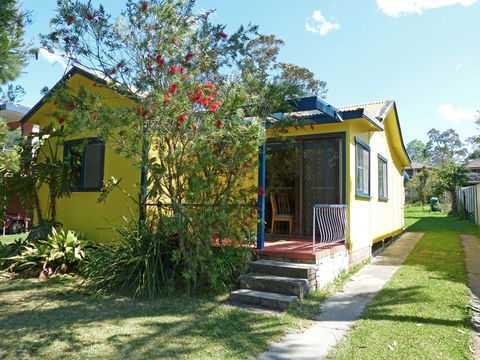Yellow Cottage - Accommodation Search 2