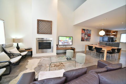Oberdere Three - Accommodation Search 44