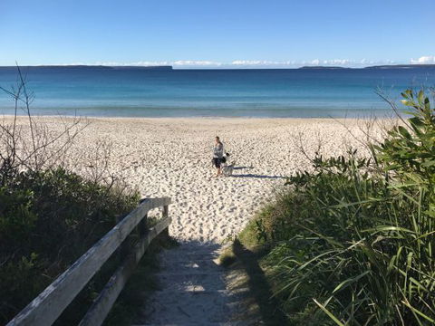 Claudis Beach Retreat Unit One - Accommodation Search 4