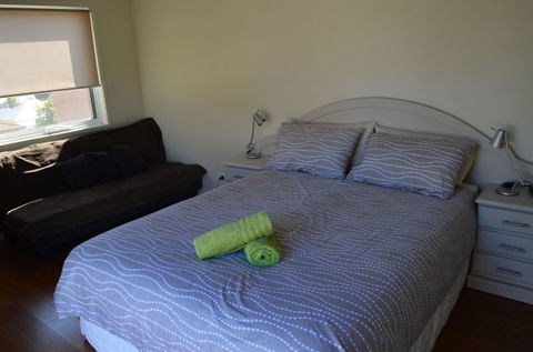 Claudis Beach Retreat Unit One - Accommodation Search 2