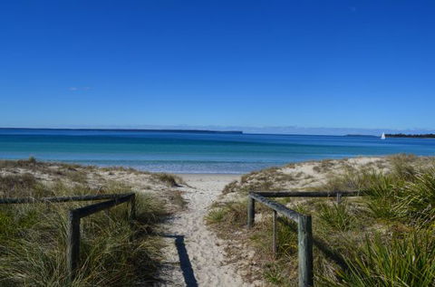 Claudis Beach Retreat Unit One - Accommodation Search 3
