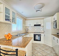 Aqua Leaf Apartment - Accommodation Search