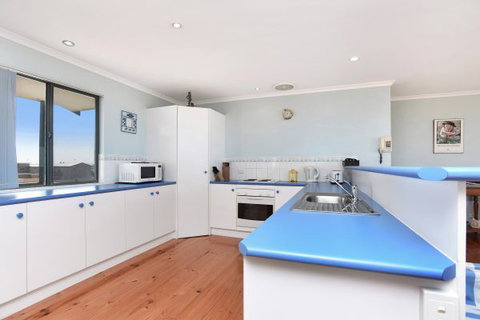 Ambergris - Accommodation Search 1