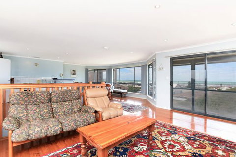 Ambergris - Accommodation Search 3