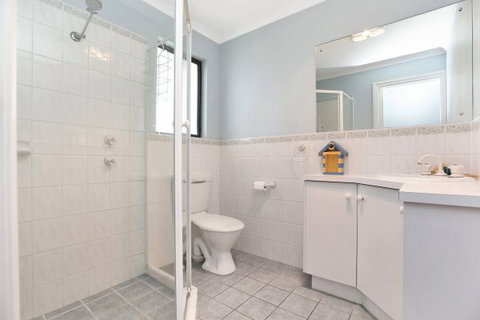 Ambergris - Accommodation Search 8