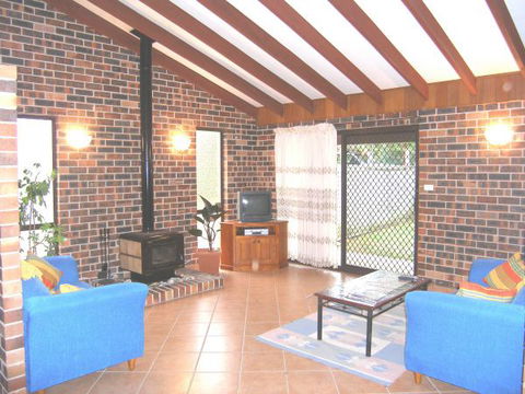 The Happy Shack At Callala Bay - Accommodation Search 0