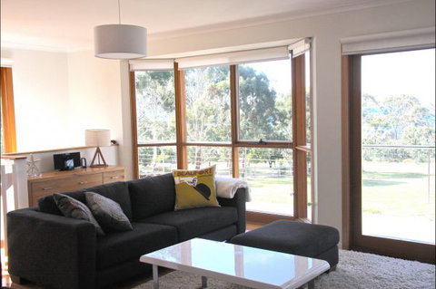 Darlington Beach House @ Spring Beach - Accommodation Search 4