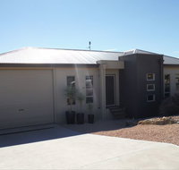 Four Seas - Accommodation Search