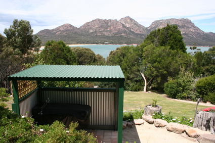 Coles Bay Waterfronters - Accommodation Search 0