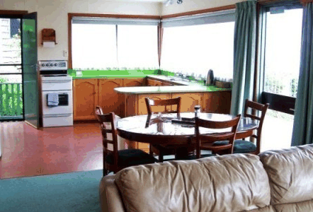 Coles Bay Waterfronters - Accommodation Search 2