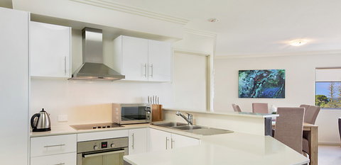 Scarborough Beach Resort - Accommodation Search 3